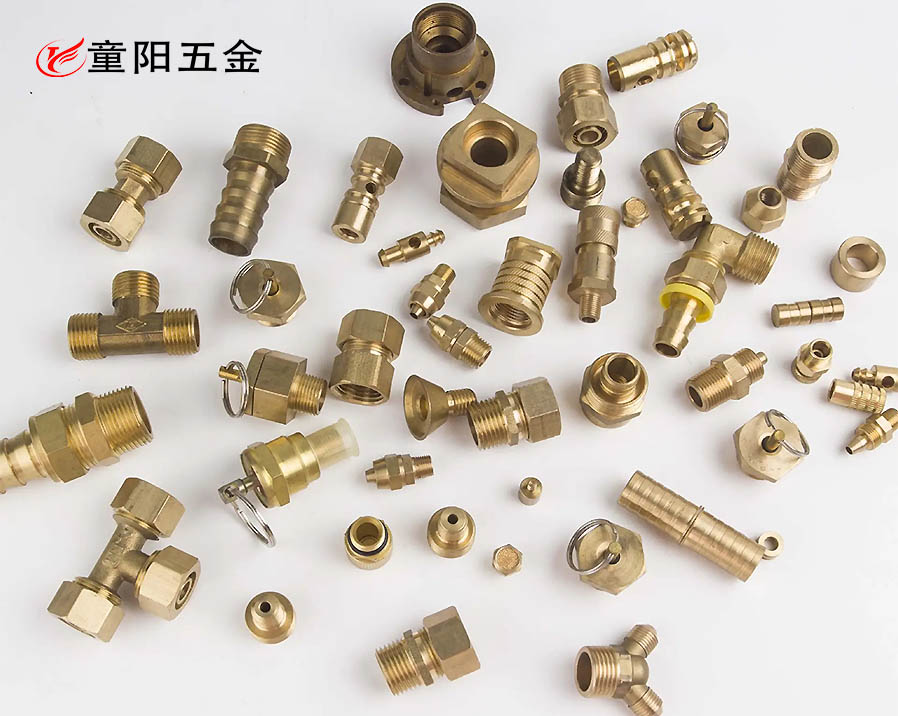 走芯機(jī)加工銅管轉(zhuǎn)接頭